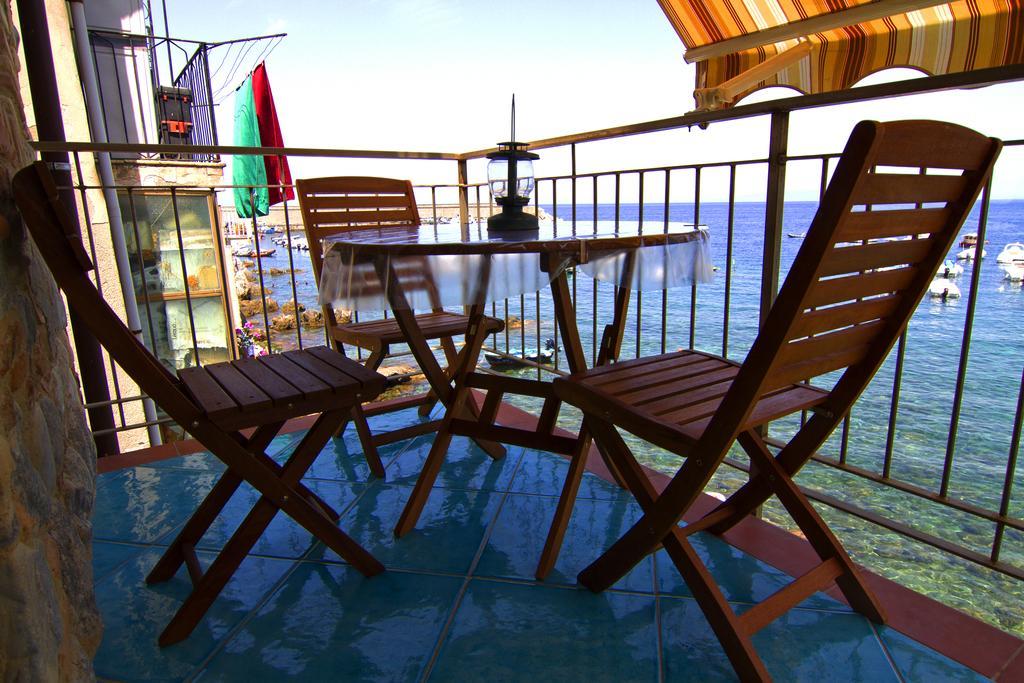 Hotel Casa Il Soffio Di Eolo Scilla Exterior foto